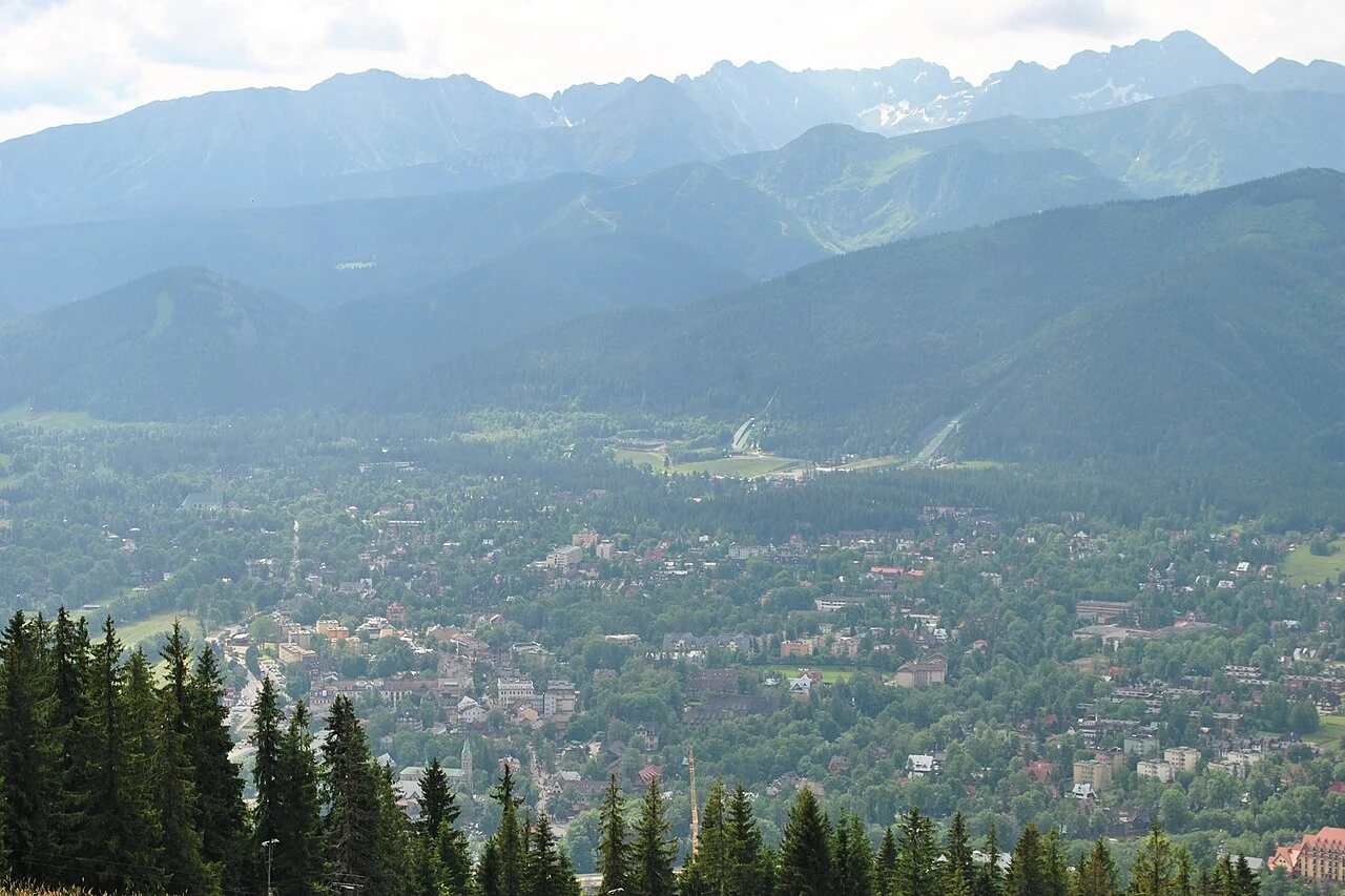Панорама Закопане и Татр с Губалувки